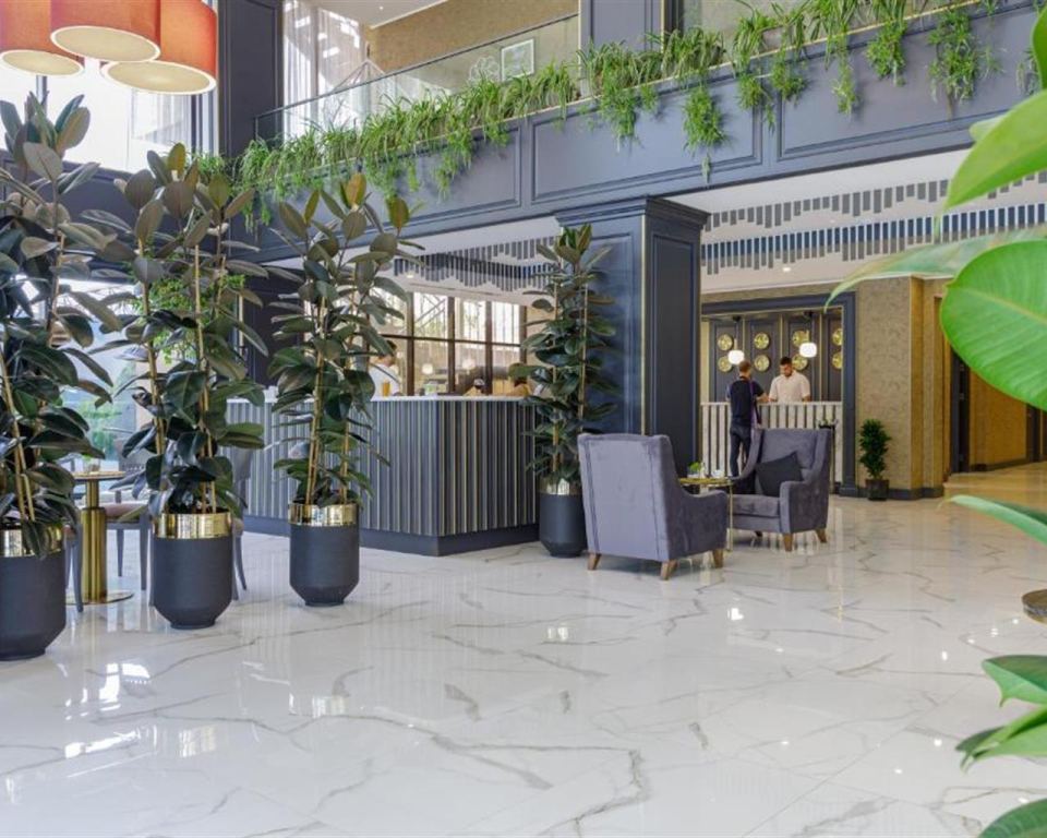 Premium Park Hotel