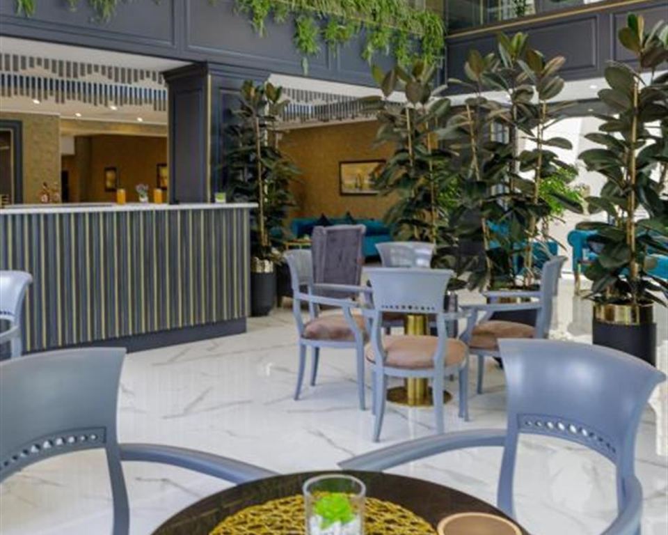 Premium Park Hotel