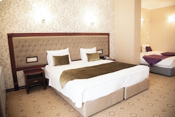 Comfort Triple Room