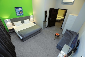 Elite Suite